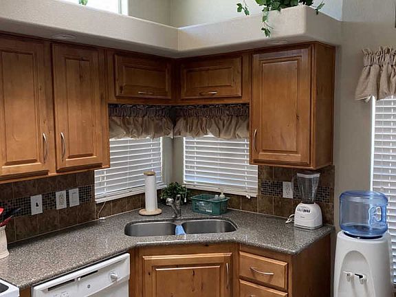 2nd image of 5055 E University Dr #J3
