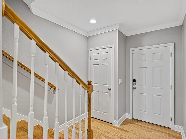 3209 W Horatio St #2 — Photo 2