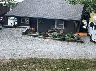 2586 Hendryx Point Rd, Eucha, OK 74342