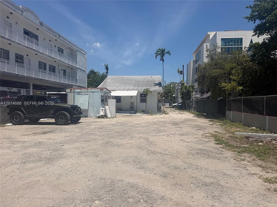 2nd image of 1236 NW 5th St