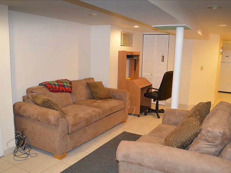 32 Logan Ave #GD — Photo 6