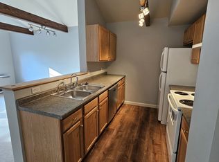 181 Lower Main St #208, Freeport, ME 04032