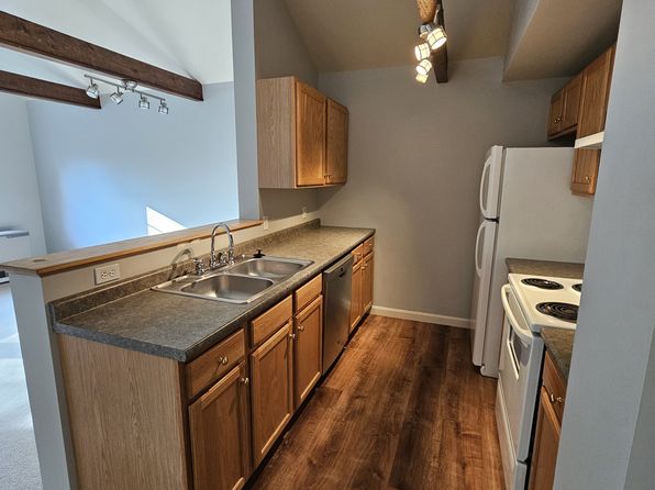 181 Lower Main St #208