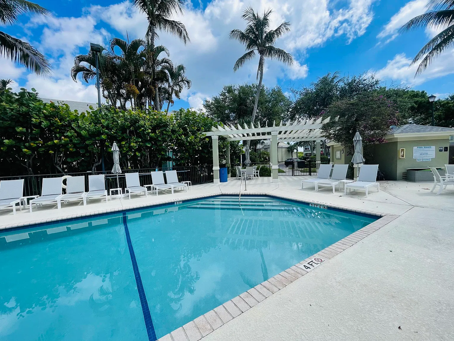 2 bed, 2.5 bath, 1280 sqft, $2,900 — Photo 2