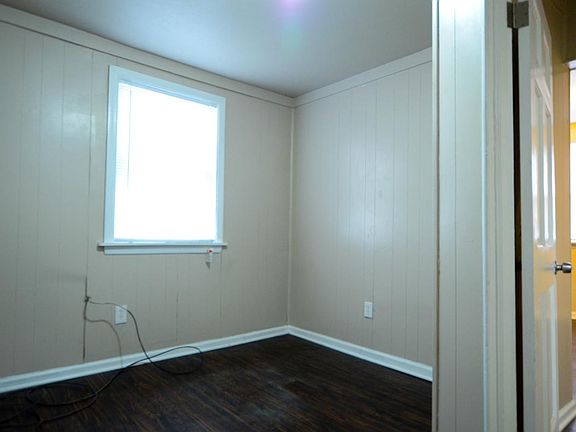 4th image of 5103 Keystone St