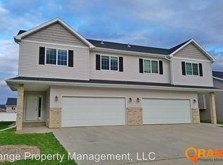 3338 8th St NE, Minot, ND 58703