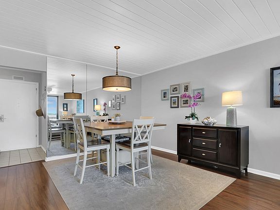 5th image of 1208 Marine Way APT 301