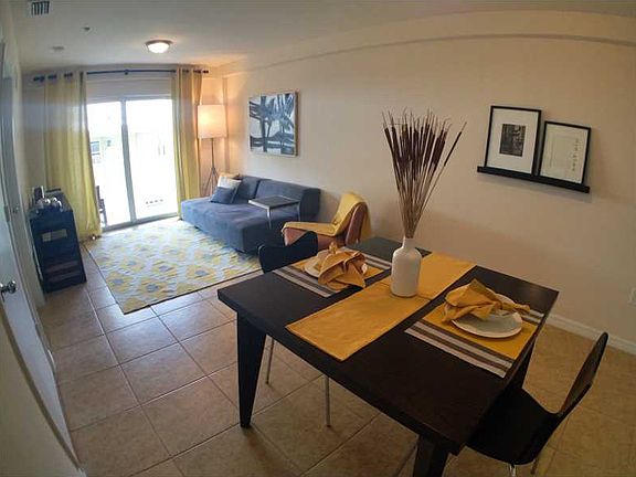 4th image of 724 NE 85th St APT 203