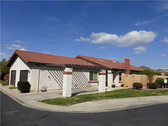 1st image of 120 Auburn Gln