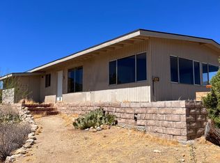 8000 Jemez Trl, Yucca Valley, CA 92284