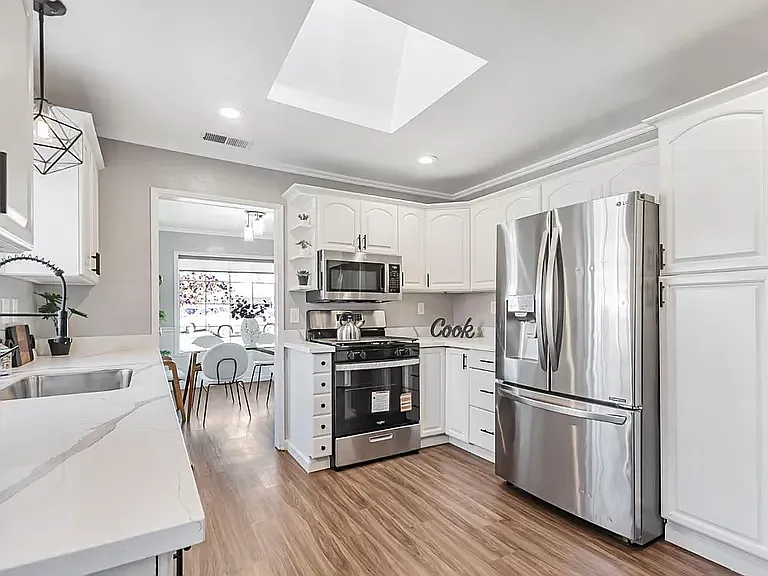 2571 Los Coches Ave — Photo 6