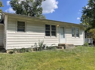 2734 SE Massachusetts Ave, Topeka, KS 66605
