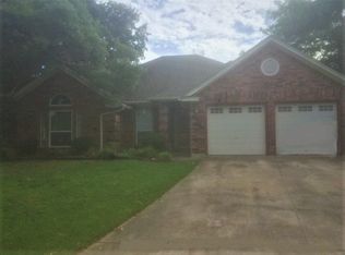 6882 Bluebonnet Ct, North Richland Hills, TX 76182