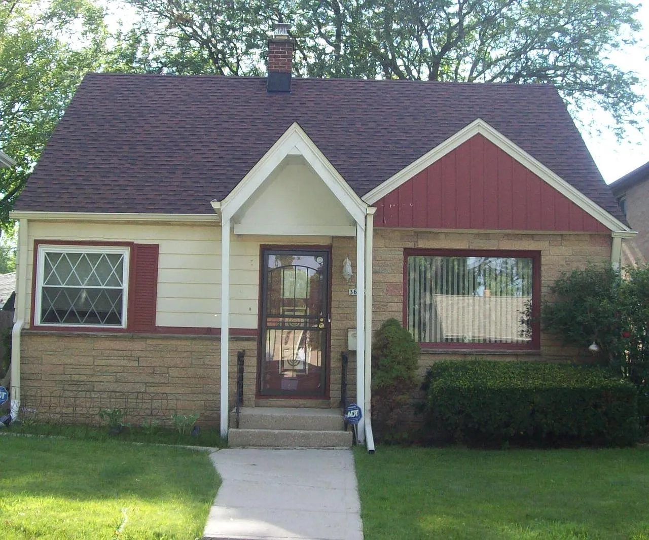 3613 North 84th STREET photo 1