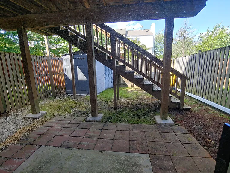 2448 Winding Ridge Rd — Photo 32
