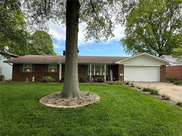 5905 Heritage Station Rd, Belleville, IL 62223