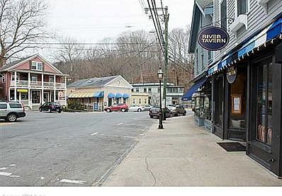 2nd image of 43 N Main St