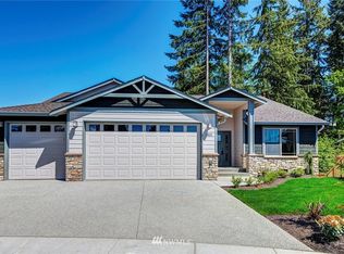 97 Xx 31st Ave SE #L4, Everett, WA 98208