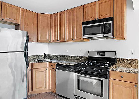 4th image of 54 Orchard St APT 7B