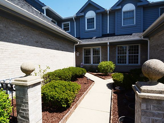 2nd image of 255 Benton Ln