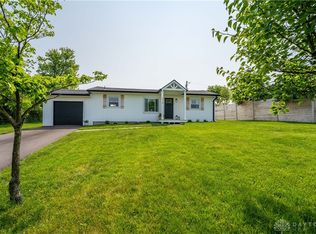 2418 Rollingview Ave, Dayton, OH 45431