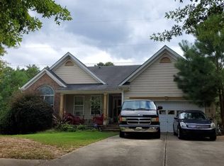 557 Vickers Ln, Locust Grove, GA 30248