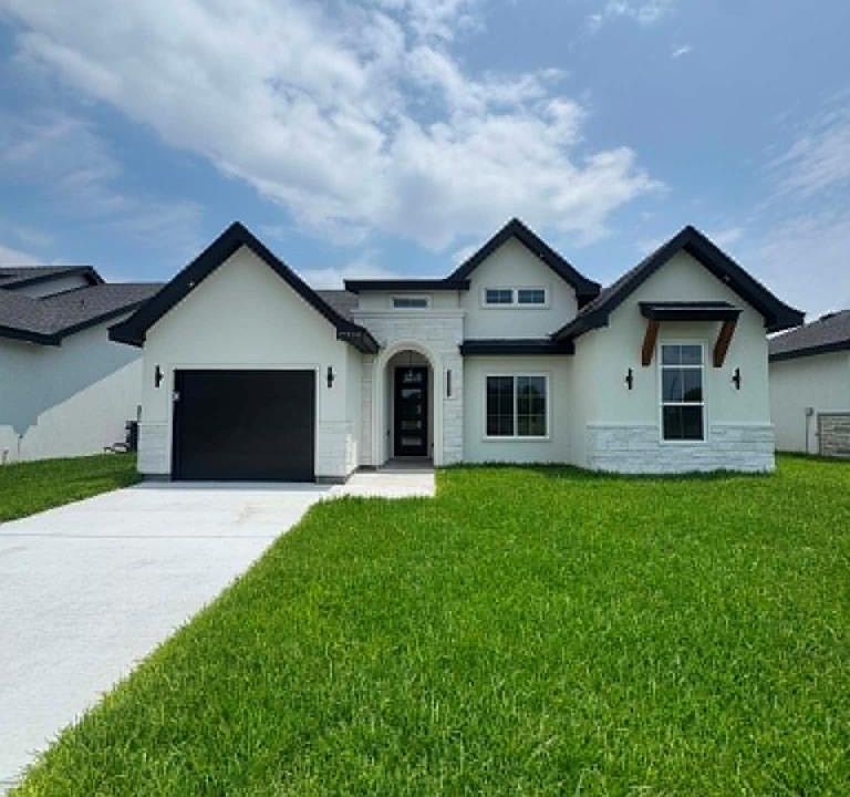1st image of 17960 Spruce St Lot 32