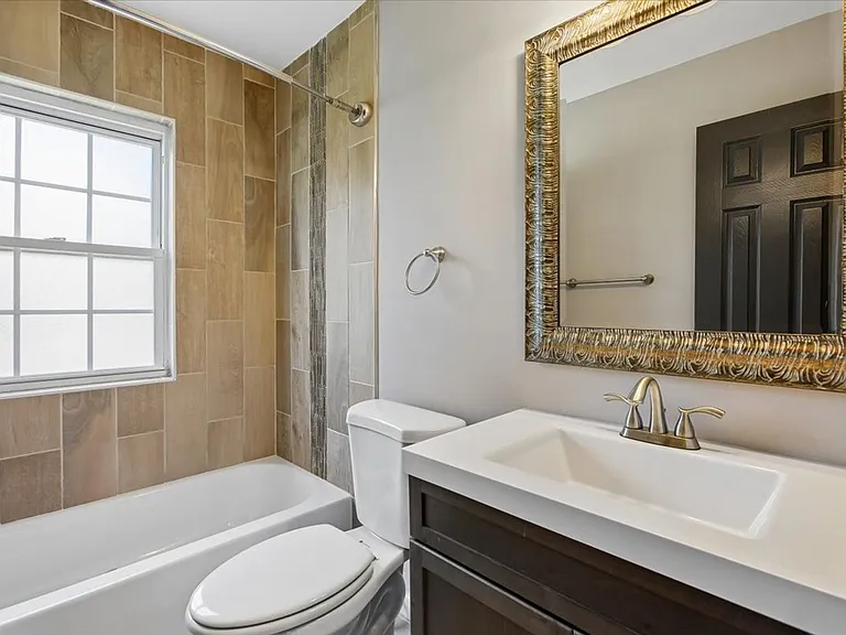 3801 Denfeld Ave — Photo 15