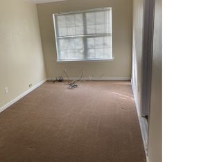 1516 Country Ln, Tallahassee, FL 32304