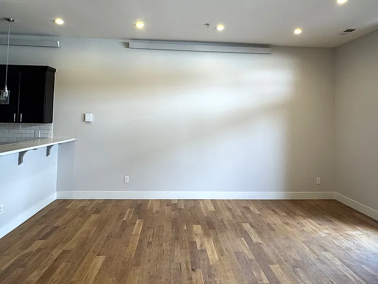 3040 Zuni St #D-1 — Photo 17
