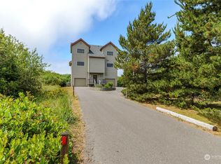 163 Sand Dune Ave SW, Ocean Shores, WA 98569