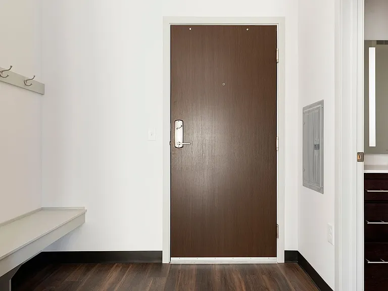 Blaise Apartments — Photo 21