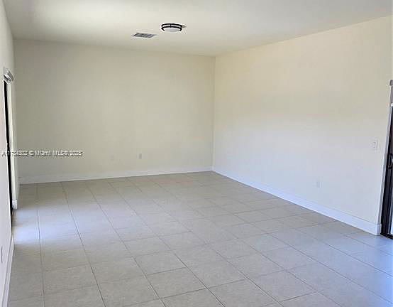 5th image of 4242 NW 82nd Ave