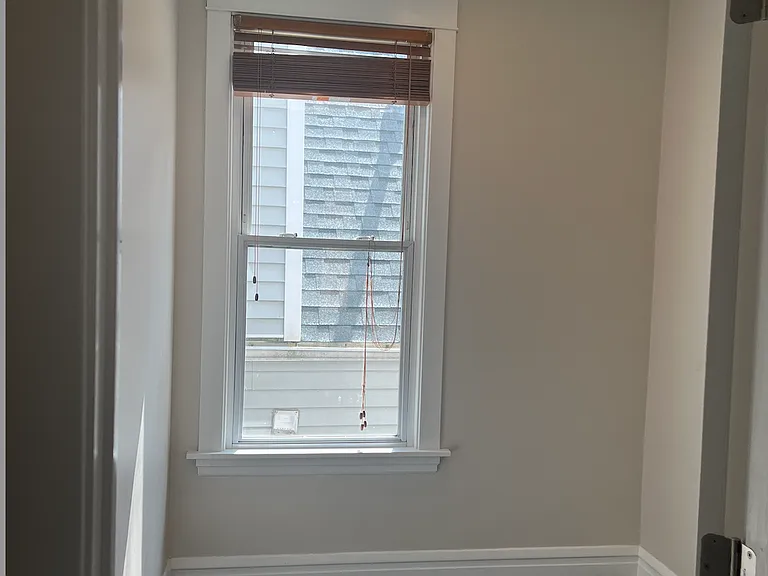3310 W Berteau Ave #2 — Photo 7