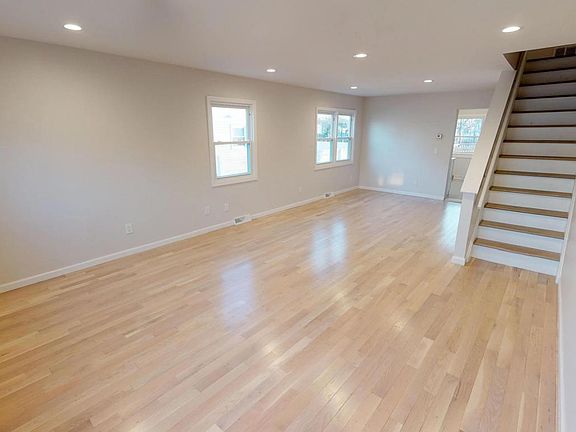 3rd image of 12 Isernia Ave