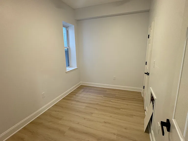 426 South St #B — Photo 2