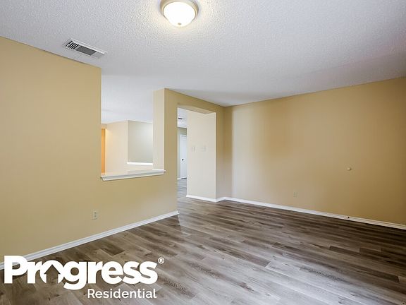 4th image of 9743 Frost Plain Dr