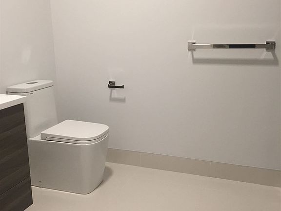 C39C9BD8-2F50-40E1-B643-E9C876F35189