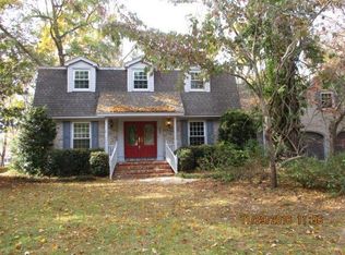 206 Lakeview Dr, Summerville, SC 29485