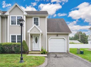 3 Olde Plains Holw, South Hadley, MA 01075