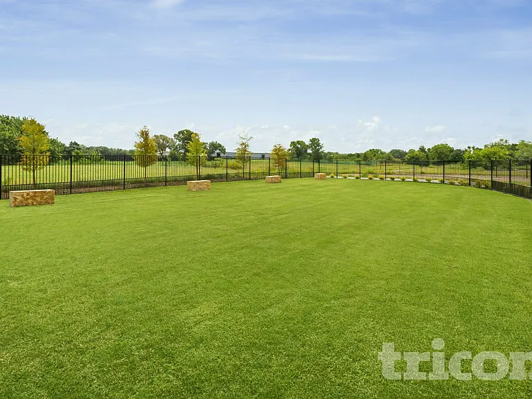 5464 Sandstone Dr — Photo 18