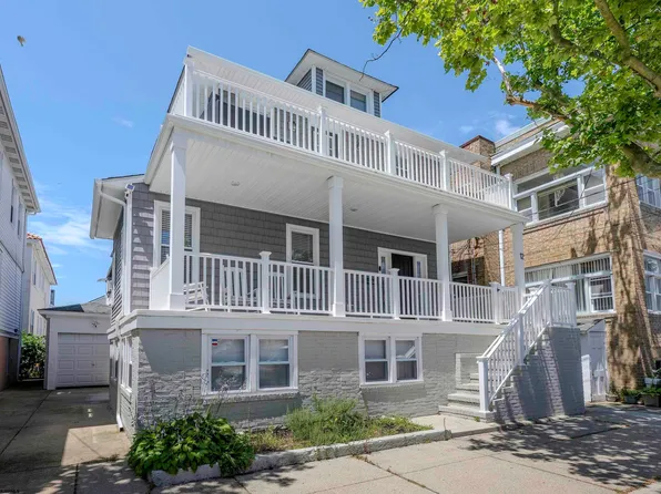 12 S Vassar Sq, Ventnor City, NJ 08406