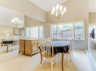 11 London Dr, Jackson, NJ