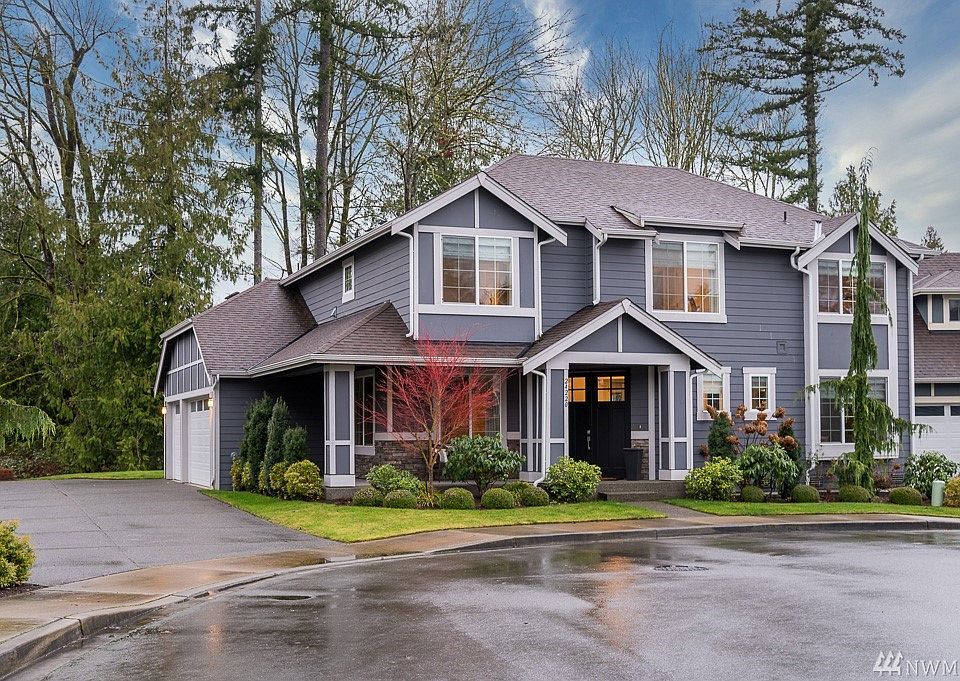 1st image of 24220 NE 26th Ct