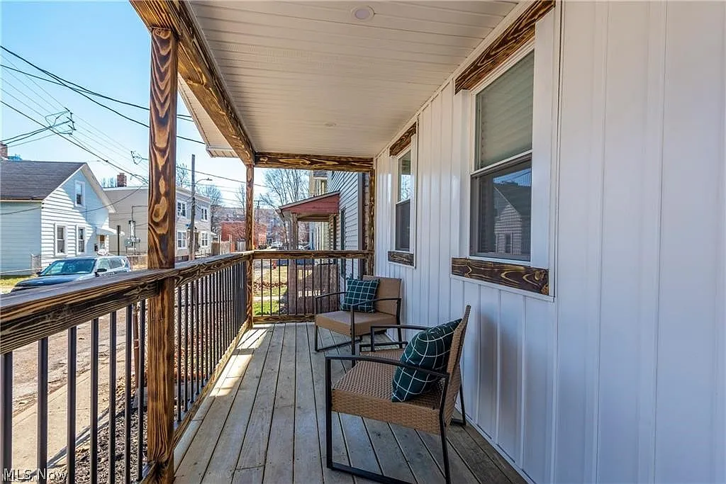 3 bed, 2.5 bath, $2,250 — Photo 3