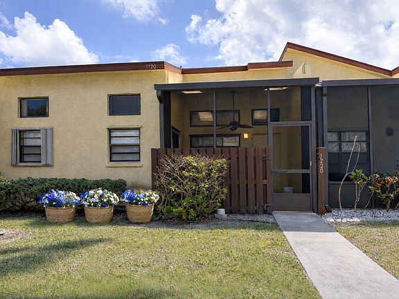 3rd image of 1720 W Sanderling Lane Unit 3