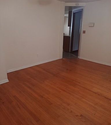3rd image of 285 Hudson St #2