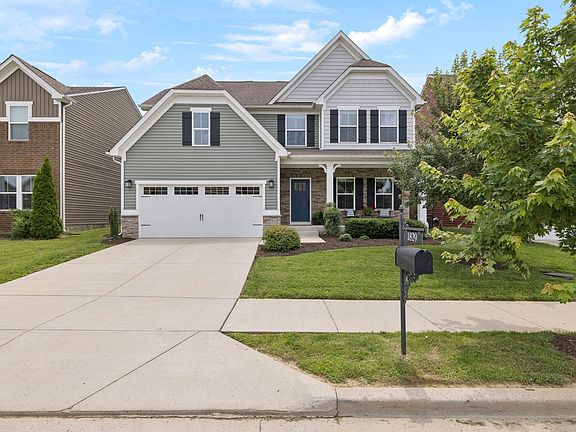 2nd image of 1829 Amesbury Ln