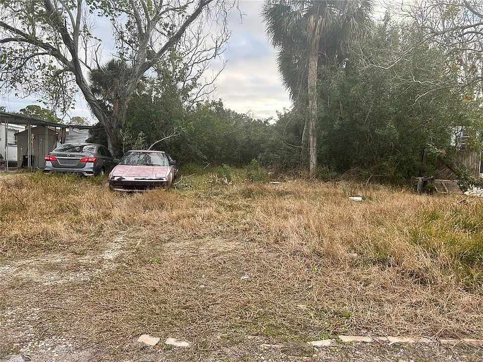 1st image of 6514 Eleanor Dr #121
