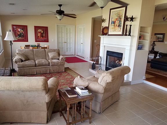 Sunroom share 2 sided FP